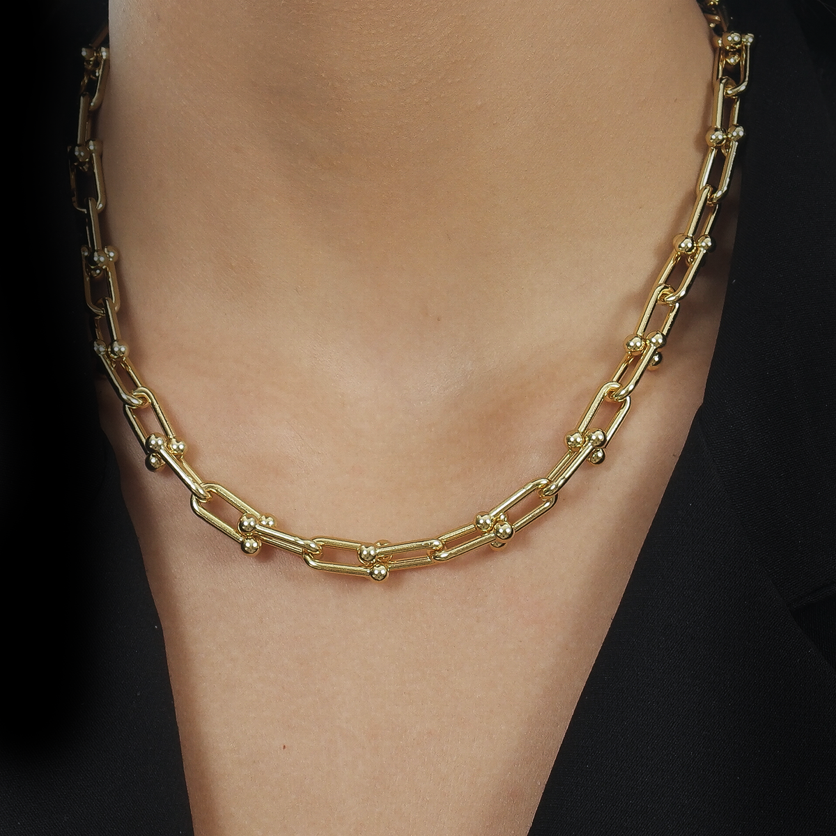 Colar Dourado Chocker Corrente Elos Largos Flore