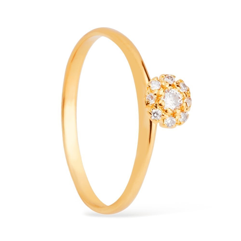 Anel Dourado com 9 Pedras de Zircônia Flore