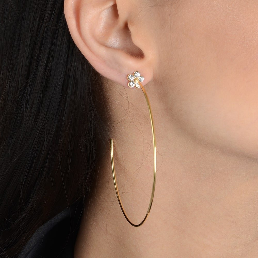 Brinco Dourado Grande de Argola com Detalhe de Flor em Strass Flore