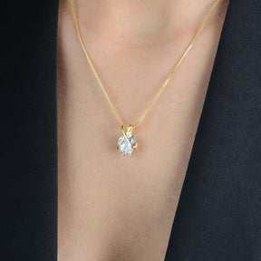 Colar Dourado de Zircônia em Formato de Coração Flore