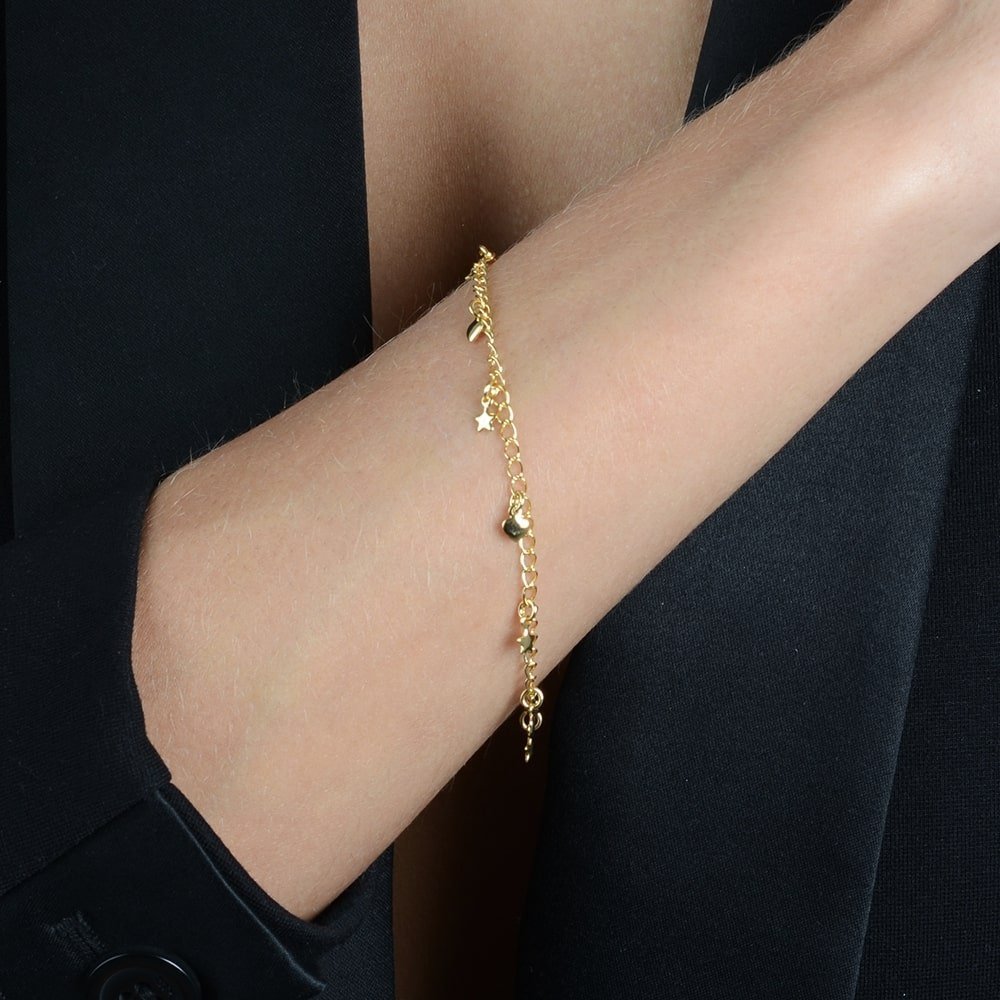 Pulseira Dourada com Pingentes de Coração e Estrela Flore